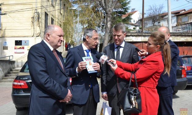 Трибина: Твој избор – твој глас