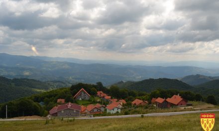 Отуѓени уште три градежни парцели за викендички на Пониква