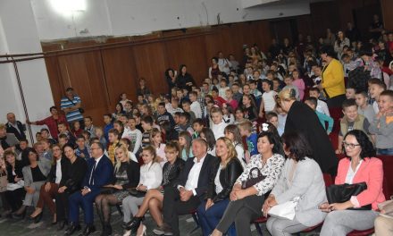 Првачињата од Кочани станаа членови на Детската организација