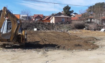 Расчистување на отпадот во населбата Трајаново Трло
