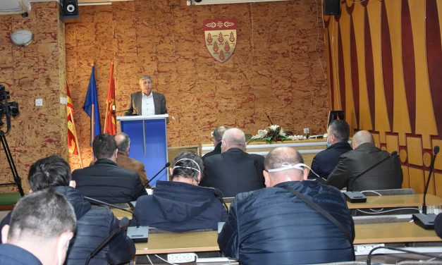 Дезинфекција на возилата и затворање на повеќенаменските игралишта – Општинскиот кризен штаб со нови мерки за заштита од ширење на болеста КОВИД-19