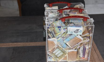 Донаторска акција на Модната групација „ИНТ“ за компјутерска опрема за учениците во социјален ризик