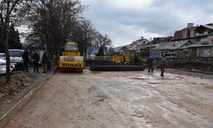 Изградбата на платформата за монтажната модуларна болница во Кочани е во завршна фаза
