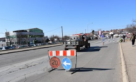 Почна изградбата на три кружни текови на булеварот „Тодосија Паунов“ во Кочани