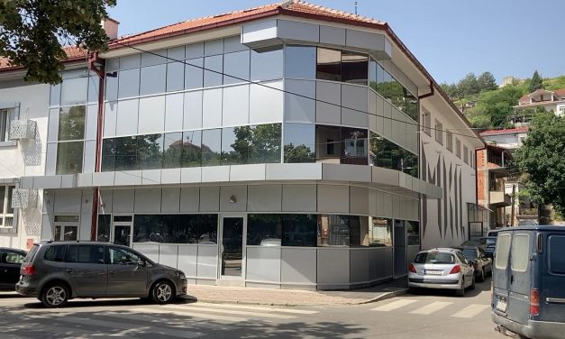 На прес-конференција претставена завршницата на проектот за реконструкција на Мултикултурниот центар во Кочани