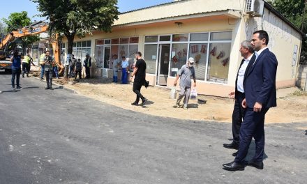Министерот Бочварски во работна посета на Кочани: Инвестираме во модерно булеварско решение на „Тодосија Паунов“