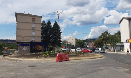 Од 2 до 4 септември – затворен за сообраќај десниот коловоз на „Тодосија Паунов“ на потегот од Полицијата до Шумското стопанство