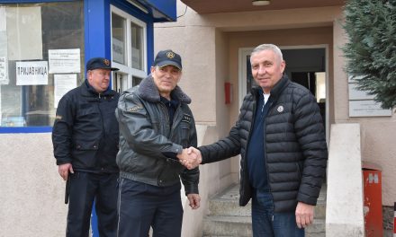 Посета на дежурните служби од страна на градоначалникот на Општина Кочани, Љупчо Папазов