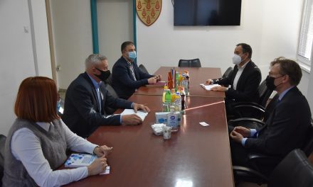 Холандскиот заменик амбасадор во посета на Општина Кочани