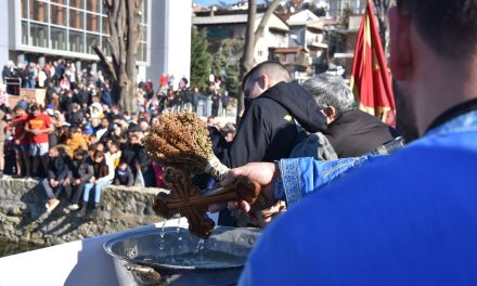Прославен големиот христијански празник Богојавление – Водици во Кочани
