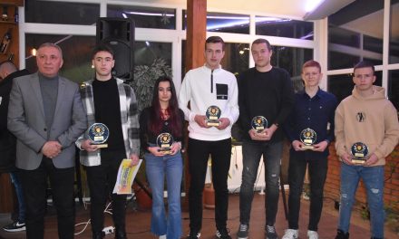 Доделени признанијата за најуспешните во спортот во Кочани за 2021 година