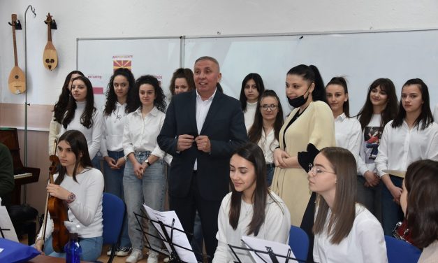 Во рамките на проектот „Учење и предавање на природни науки и математика преку ИКТ“, Општина Кочани домаќин на ученици од повеќе земји