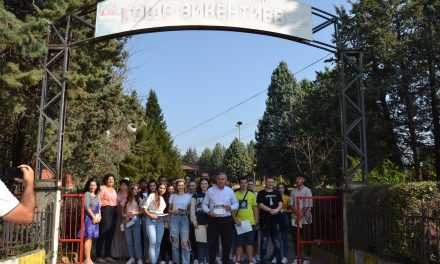 Летоци со сообраќајни поуки – дел од кампањата за јакнење на сообраќајната култура во Кочани