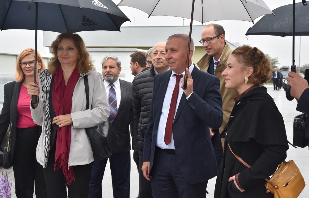 Висока швајцарска делегација во посета на Општина Кочани и Пречистителната станица за отпадни води во с. Мојанци
