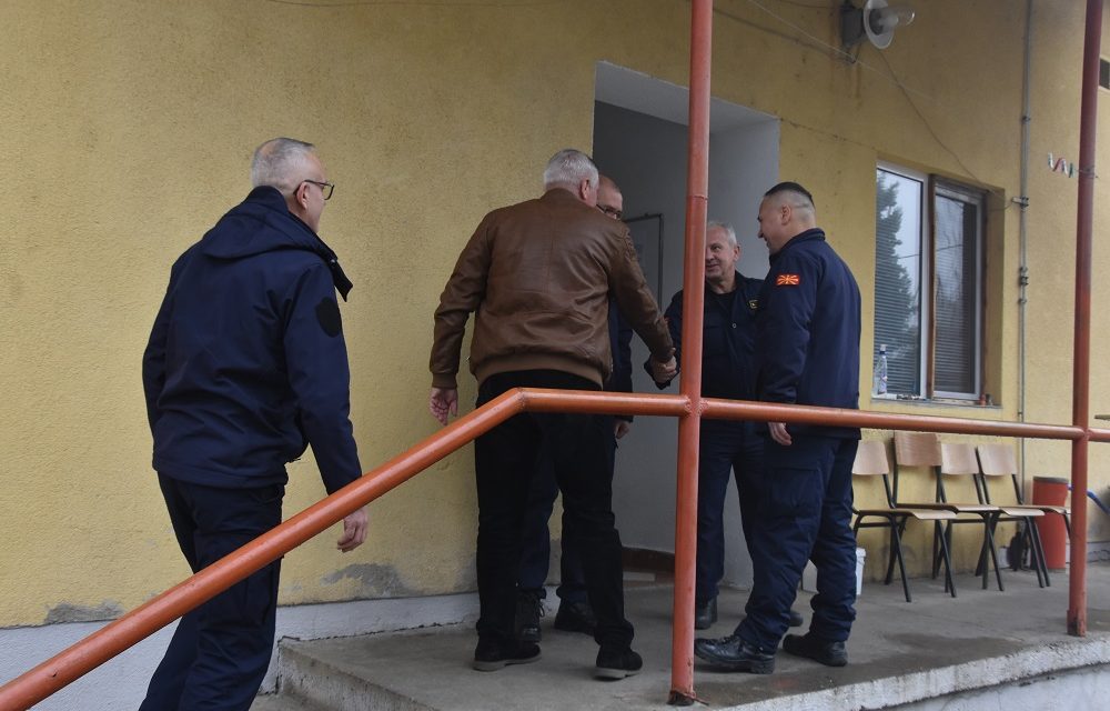 Мирна новогодишна ноќ во Кочани – кочанчани ја дочекаа Новата 2023 година во Градскиот парк