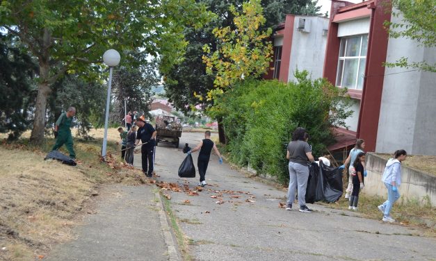 Акција за чистење на околината на Спомен-домот „АСНОМ“