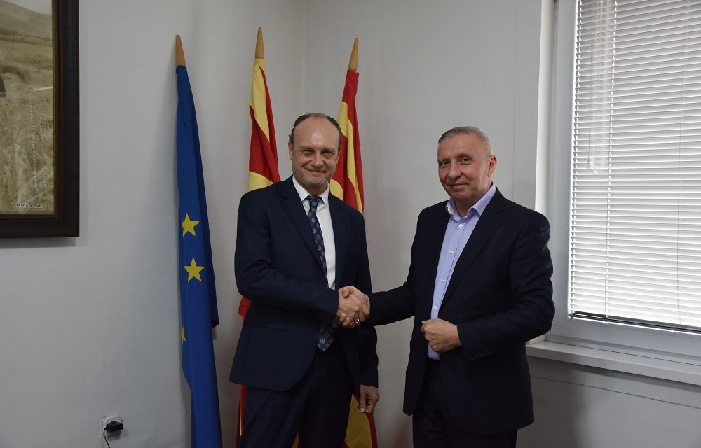 Амбасадорот на Република Франција Н.Е. Сирил Бомгартнер во посета на Општина Кочани