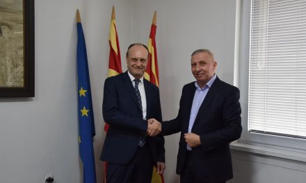 Амбасадорот на Република Франција Н.Е. Сирил Бомгартнер во посета на Општина Кочани