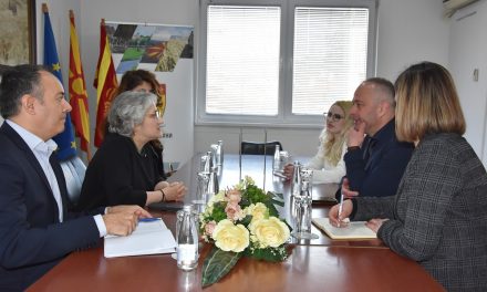 Средба на градоначалникот Владко Грозданов со амбасадорката на Холандија Узлем Џанел